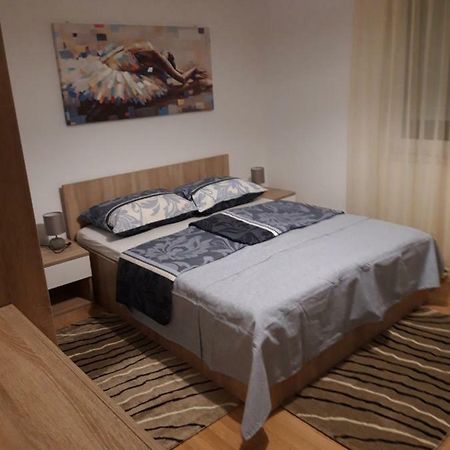 Apartman Centros Осиек Екстериор снимка