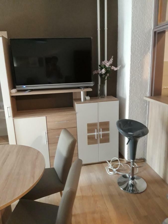 Apartman Centros Осиек Екстериор снимка