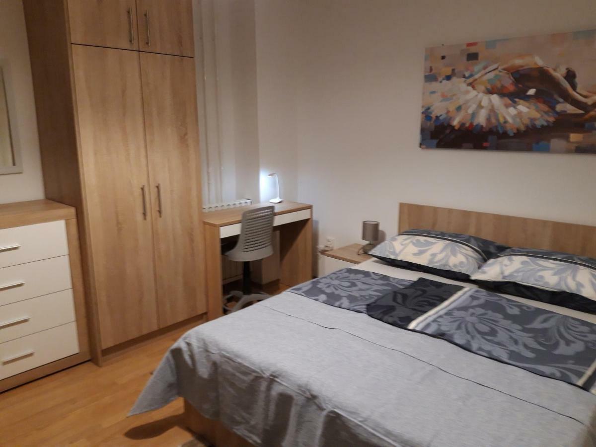 Apartman Centros Осиек Екстериор снимка