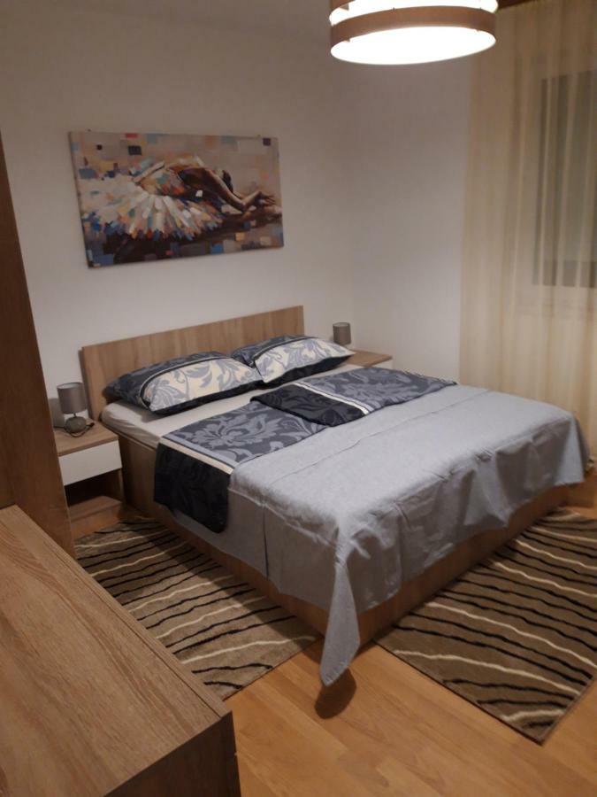 Apartman Centros Осиек Екстериор снимка